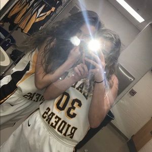 Meet your Posher, Carmen